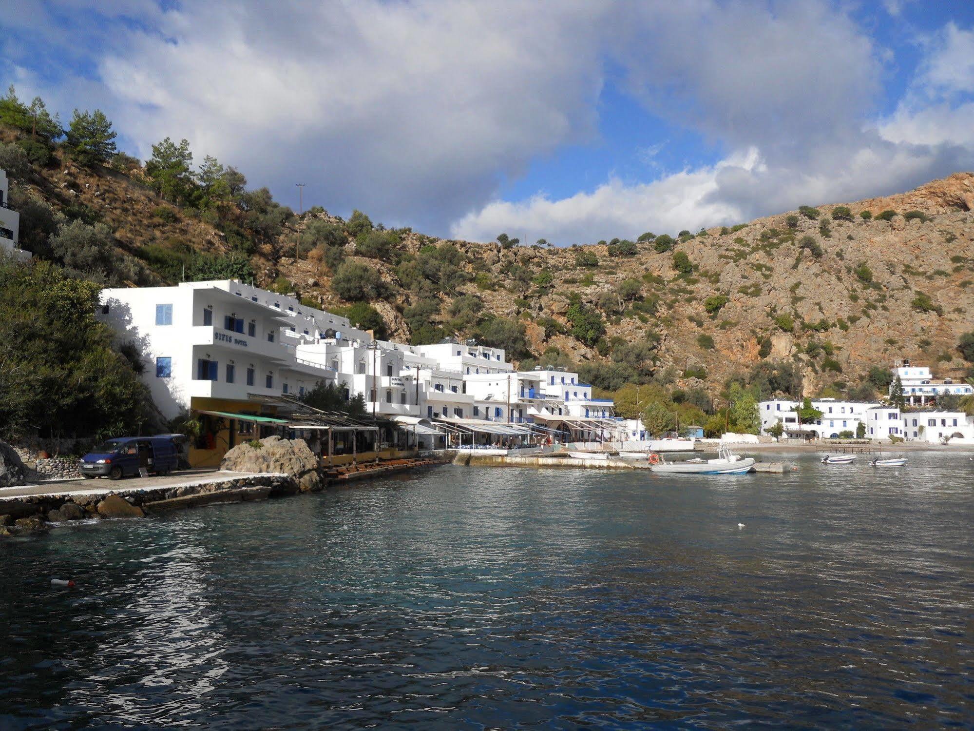 Daskalogiannis Hotel Lutró Exterior foto